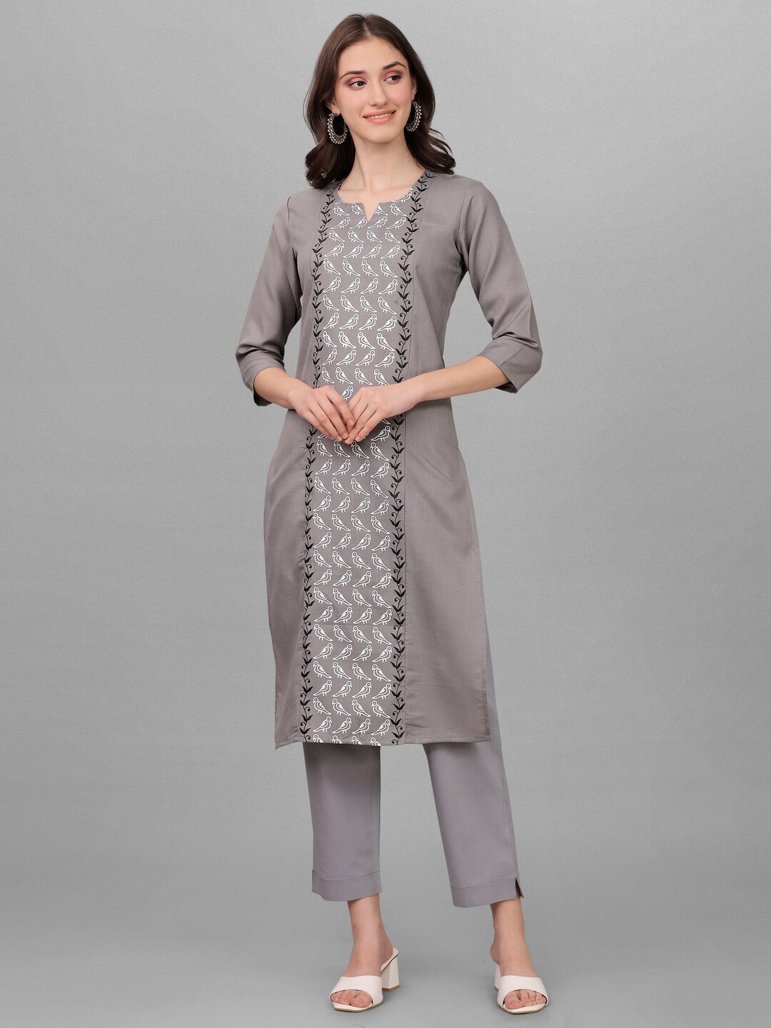

Modestouze Attires Ethnic Motifs Printed Notched Neck Kurta with Trousers, Grey