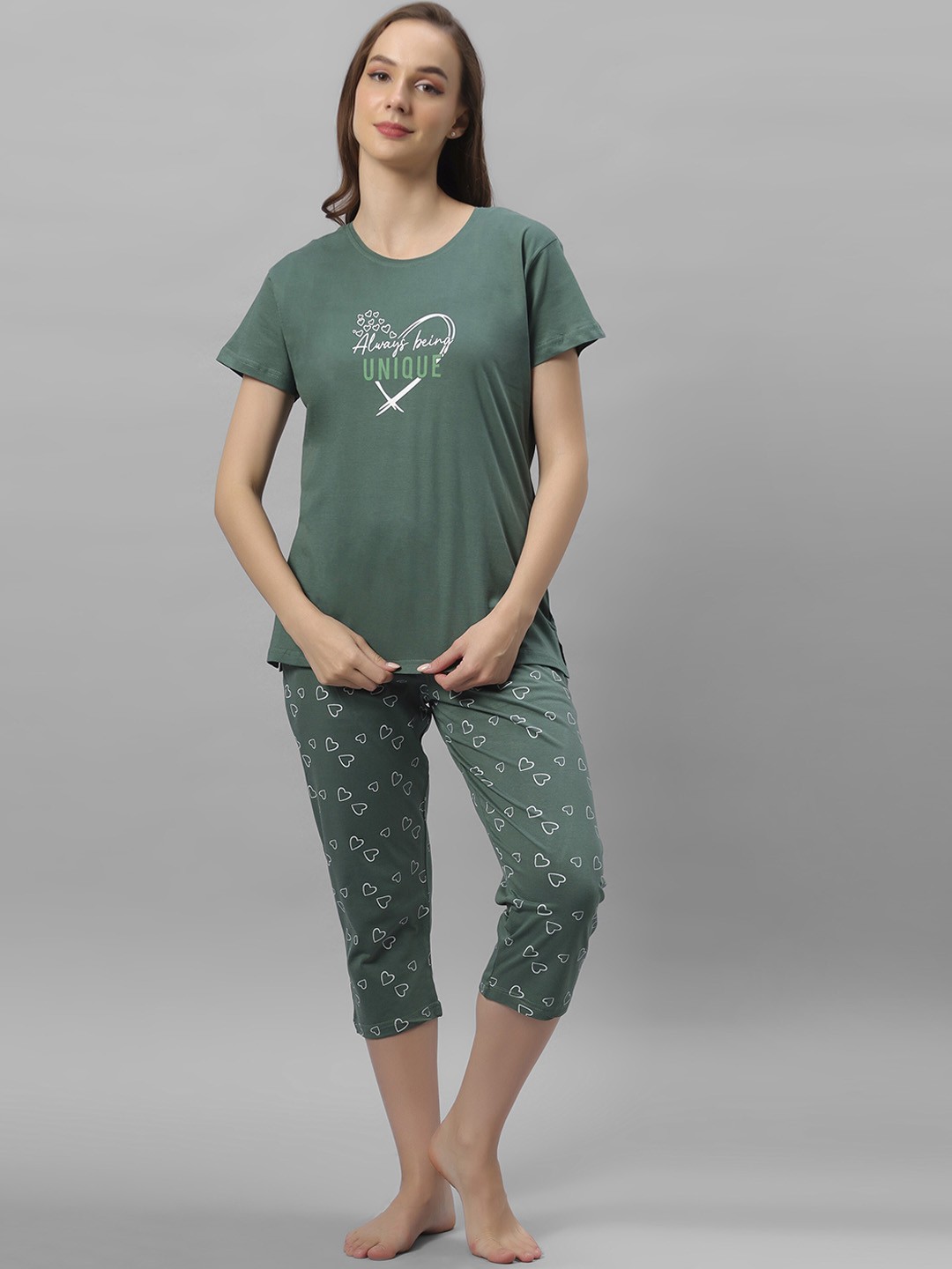 

DZZO Typography Printed Pure Cotton Night suit, Green