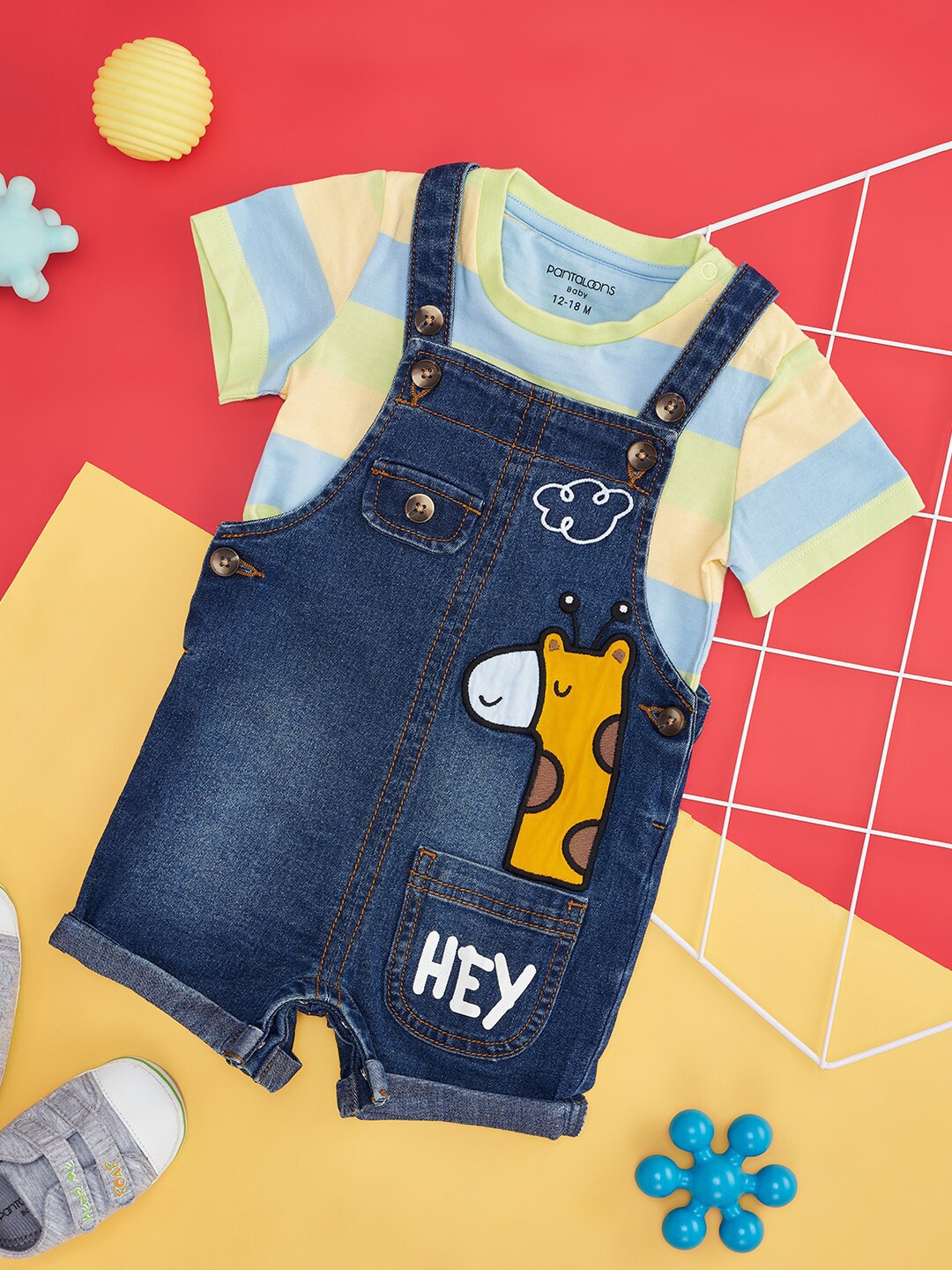 

Pantaloons Baby Boys Infants Printed Dungaree With T-Shirt, Blue