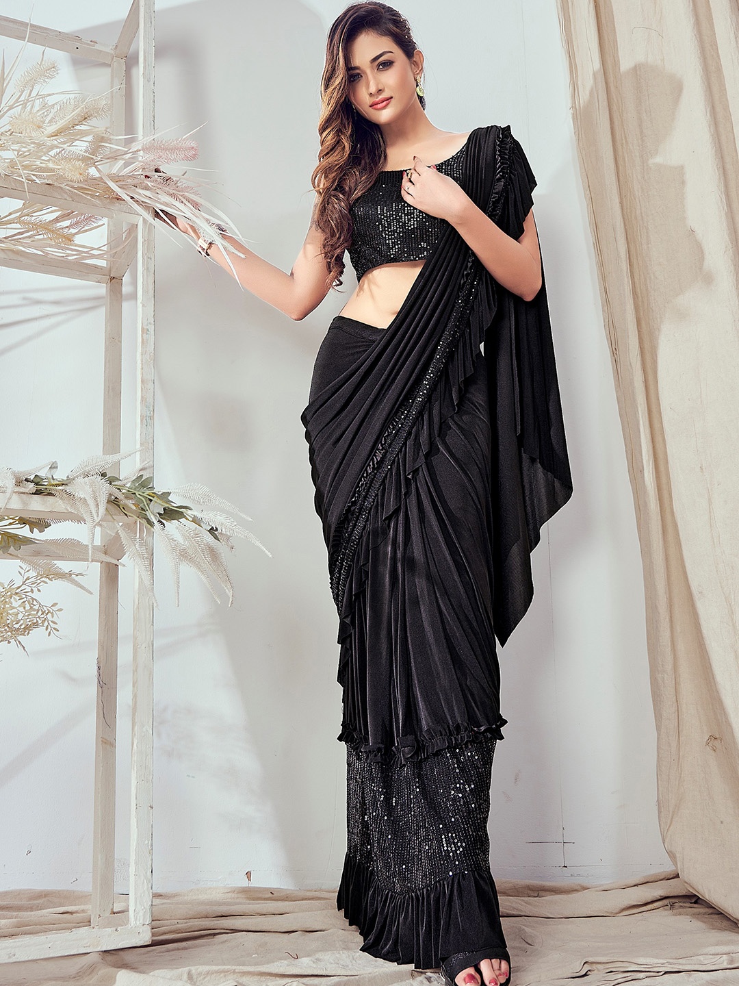 

AMOHA TRENDZ Embellished Sequinned Ready to Wear Saree, Black