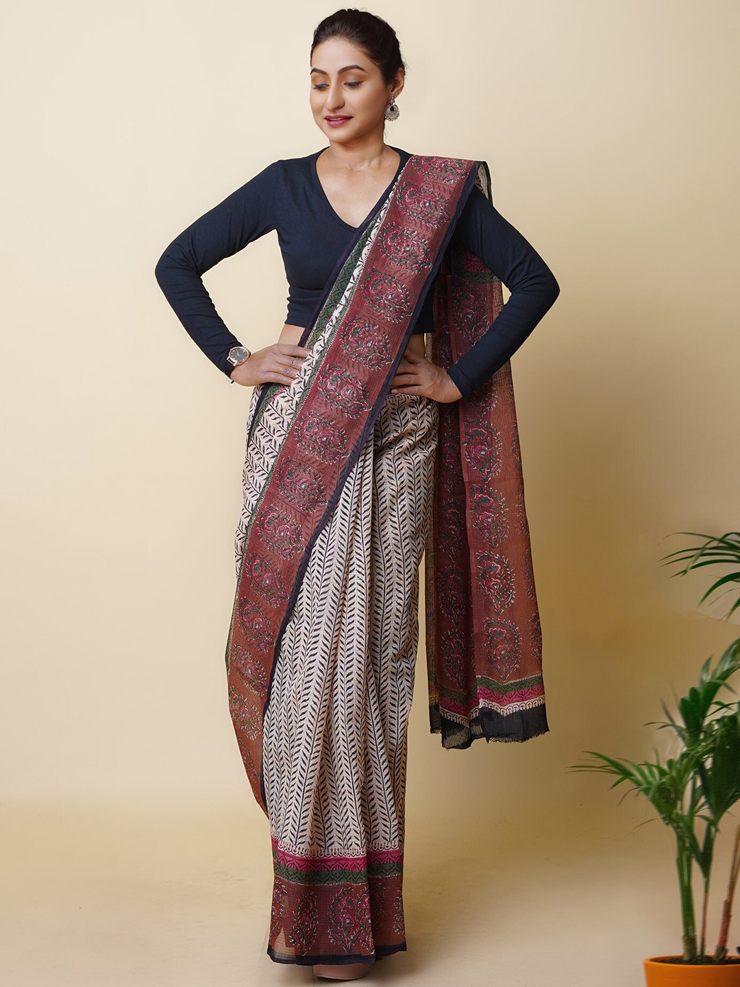 

Unnati Silks Floral Silk Cotton Handloom Kota Saree, Cream