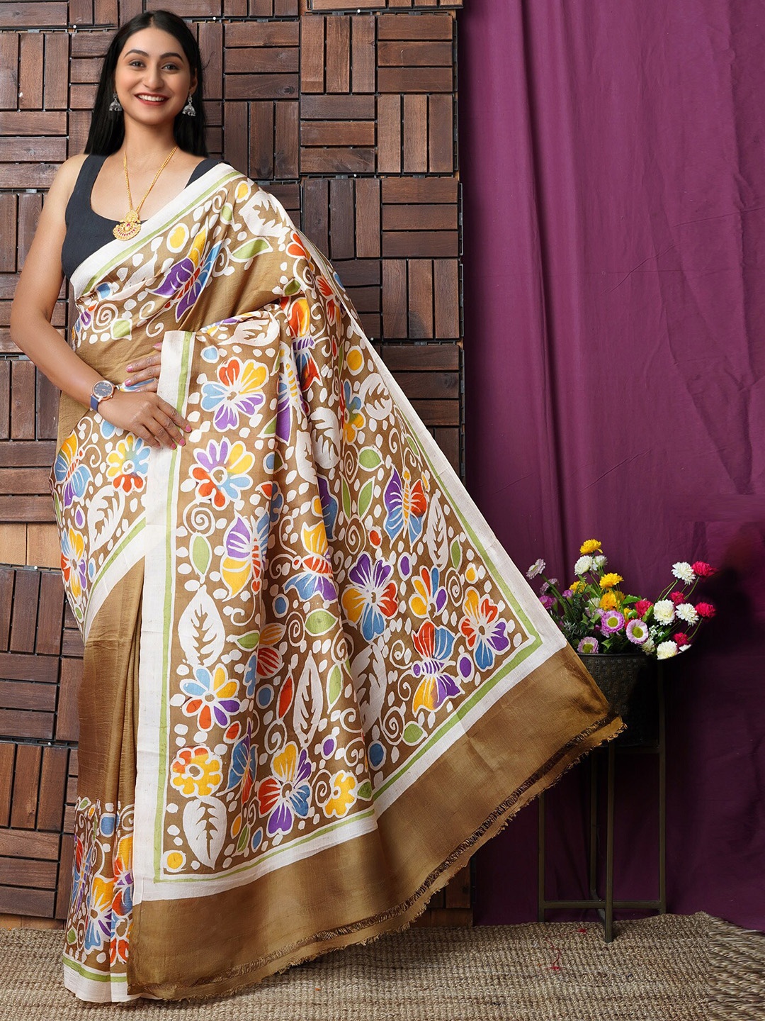 

Unnati Silks Floral Printed Handloom Murshidabad Silk Saree, Green