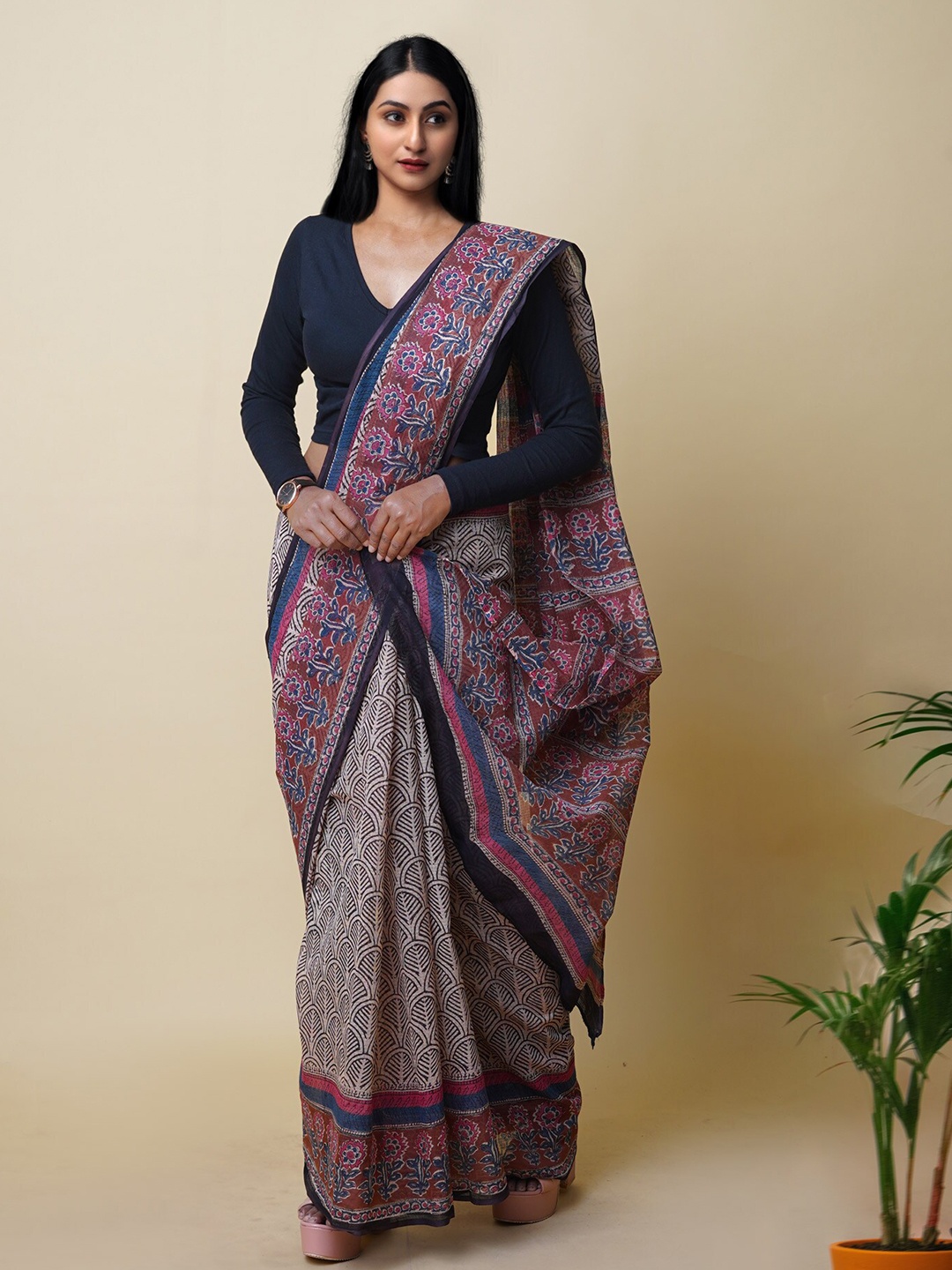 

Unnati Silks Ethnic Motifs Printed Handloom Kota Saree, Cream
