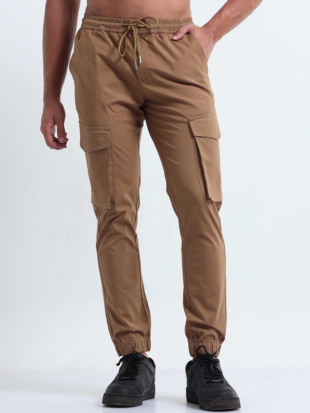 

Tailoraedge Men Mid-Rise Relaxed-Fit Cargo Joggers, Khaki