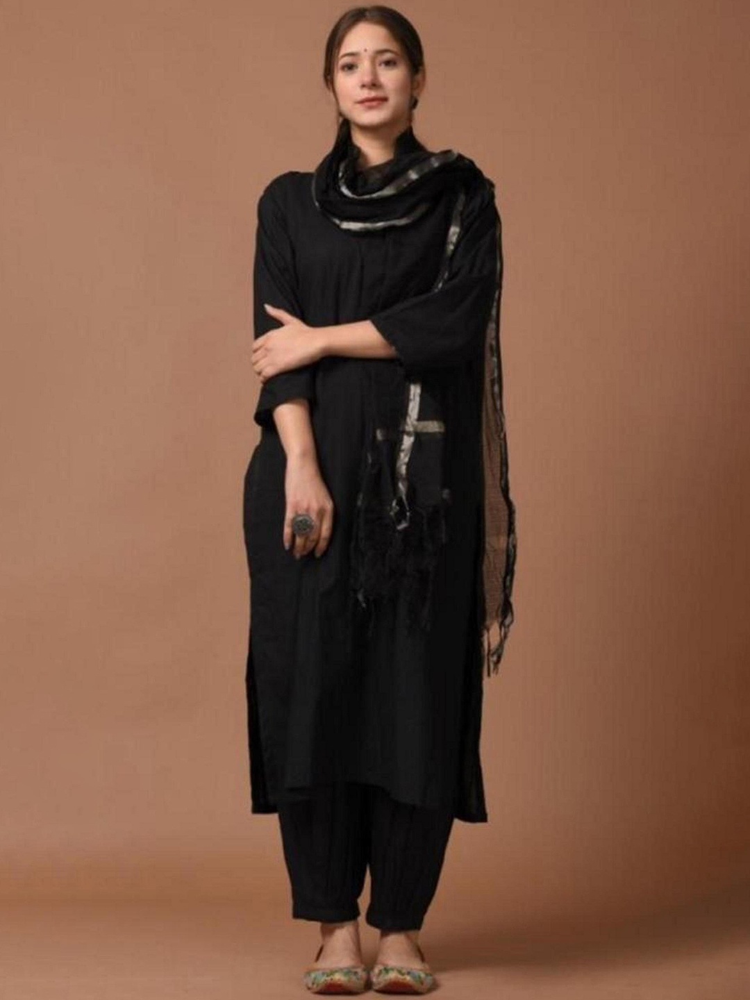 

SK2 Fashion Notched Neck Pure Cotton Kurta with Trousers & Dupatta, Black