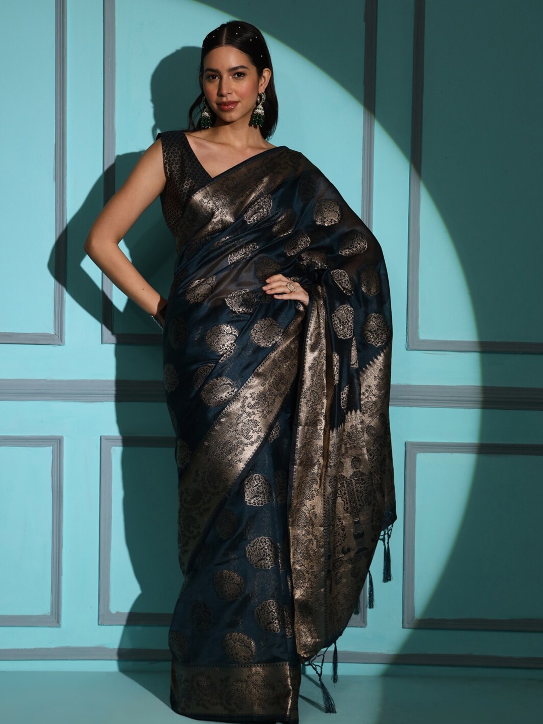 

Tikhi Imli Woven Design Zari Organza Designer Saree With Tassels, Teal