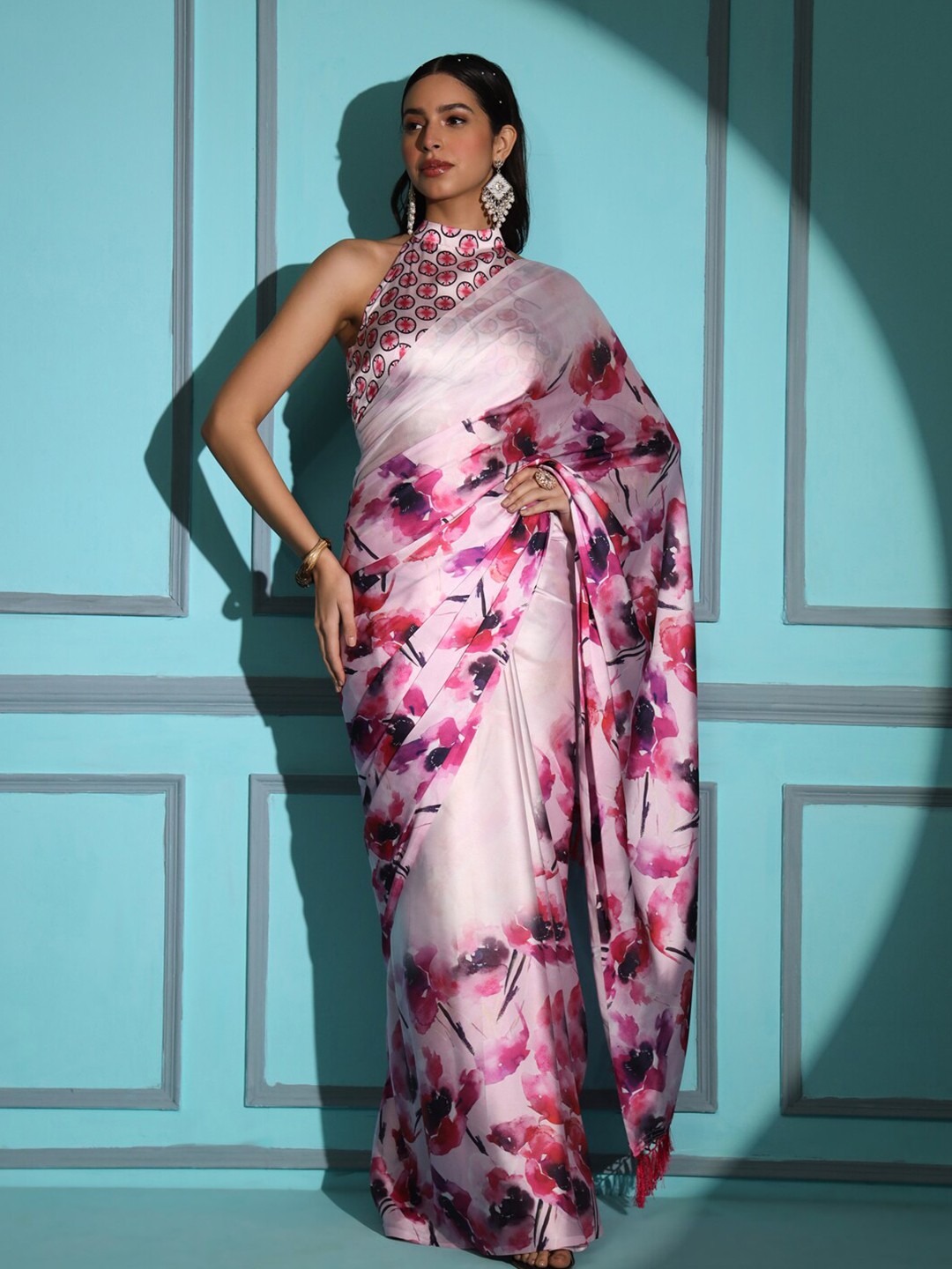 

Tikhi Imli Pink Floral Printed Saree