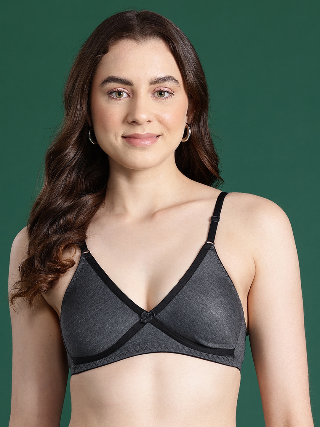 

DressBerry Seamless Full Coverage Bra, Charcoal