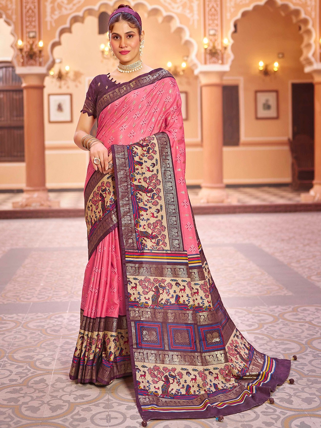 

Mitera Ethnic Motifs Silk Banarasi Saree, Peach