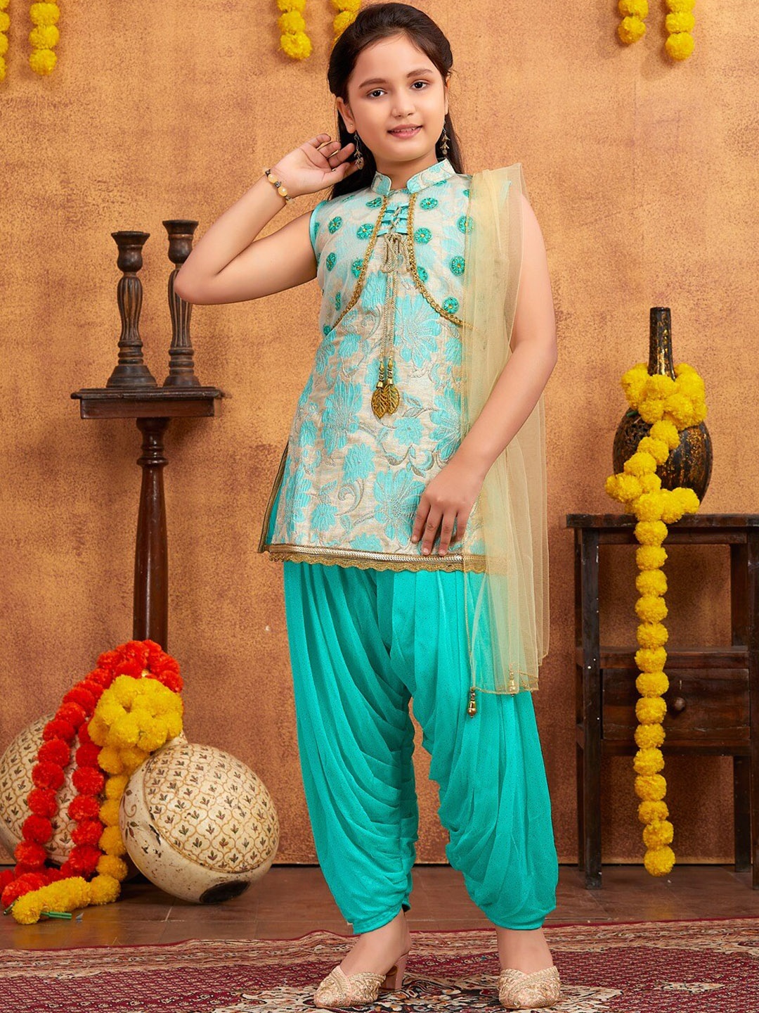 

BAESD Girls Embroidered Regular Thread Work Kurti With Patiala Dupatta & Jacket, Sea green