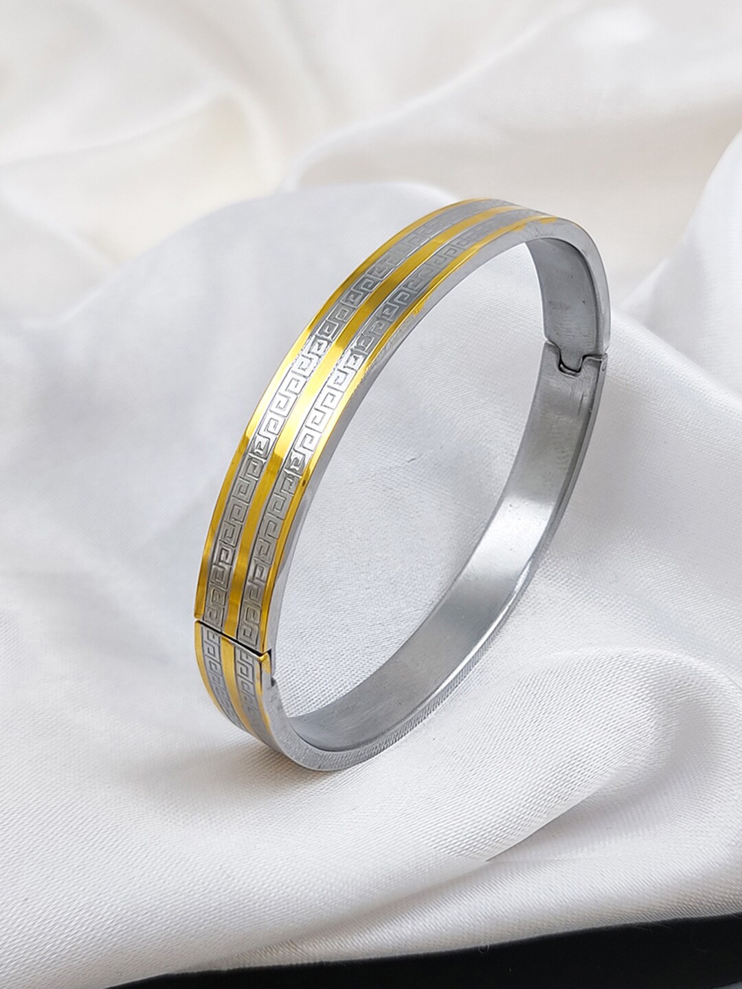 

Saizen Men Stainless Steel Silver Plated Kada Bracelet