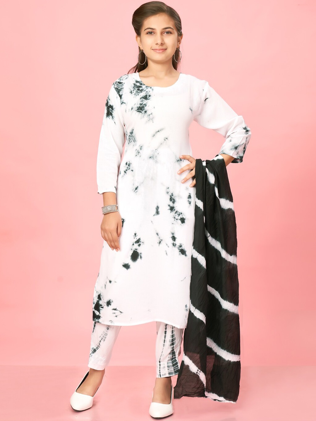

BAESD Girls Tie & Dye Dyed Straight Cotton Kurta, White