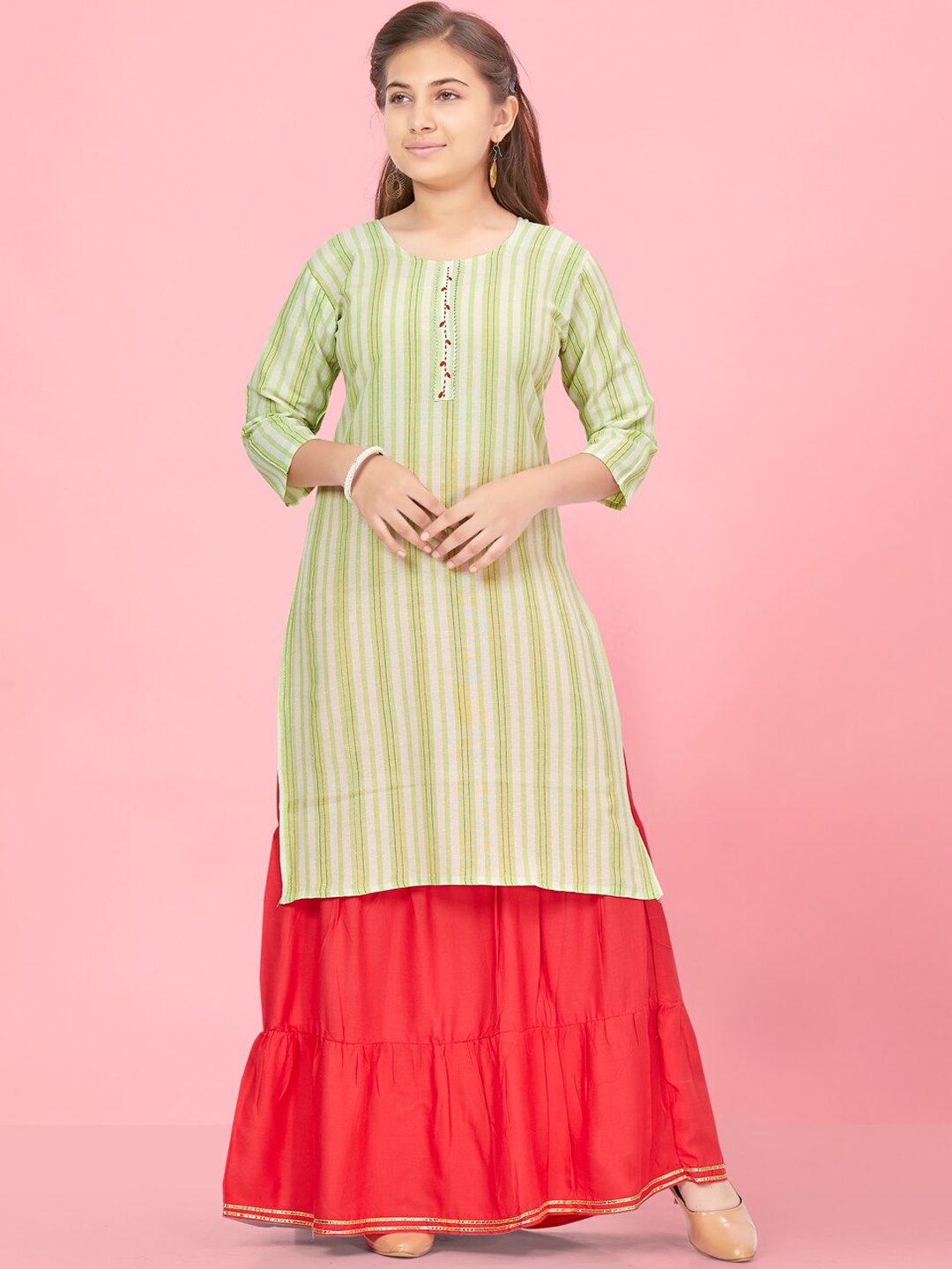 

BAESD Girls Striped Regular Sleeves Cotton Thread Work Kurta, Green