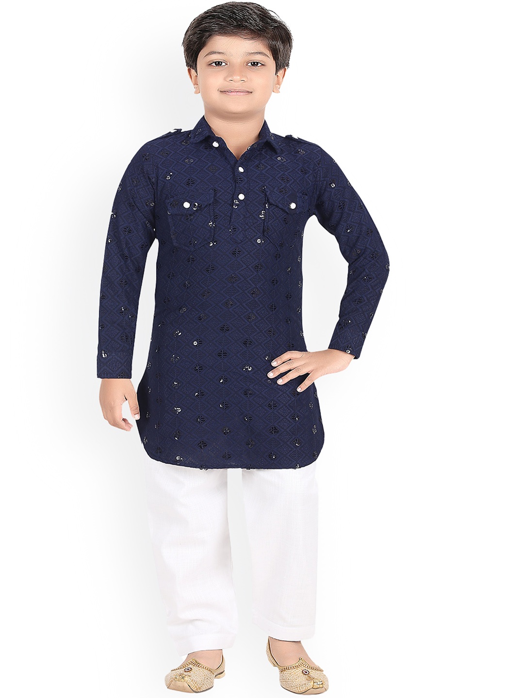 

BAESD Boys Ethnic Motifs Embroidered Regular Sequinned Kurta with Pyjamas, Navy blue