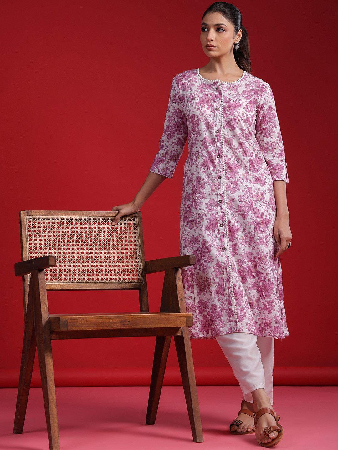 

Anouk Lavender Floral Printed Cotton A-Line Kurta