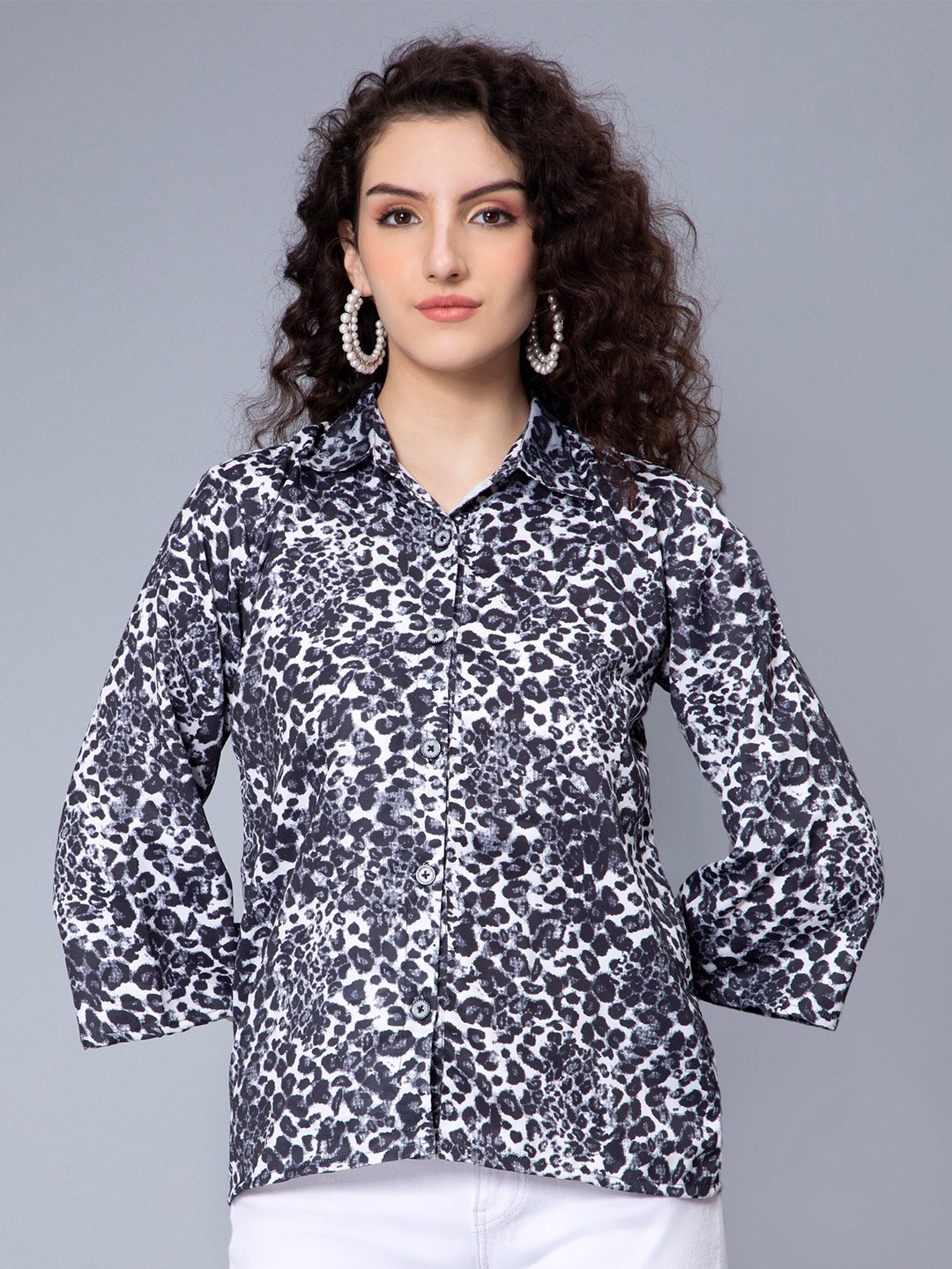 

CELEBRAVO Relaxed Animal Printed Opaque Casual Shirt, Black