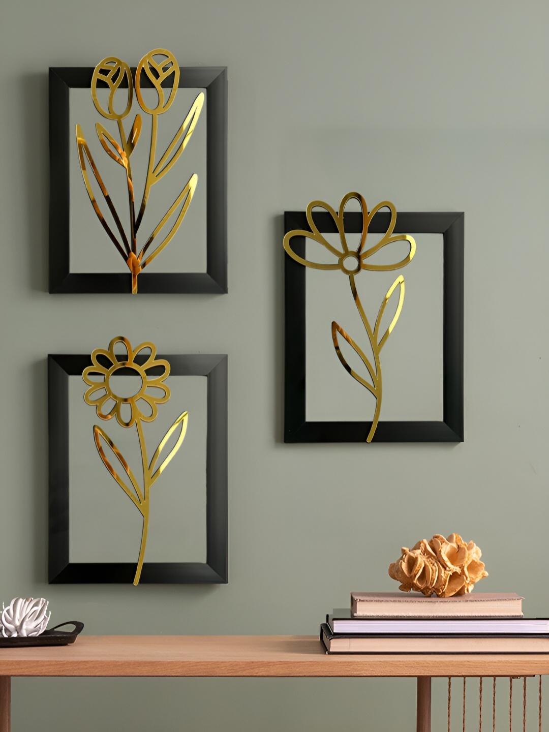 

Art Street Black & Beige 3 Piece Synthetic Wood Floral and Botanical Wall Hangings