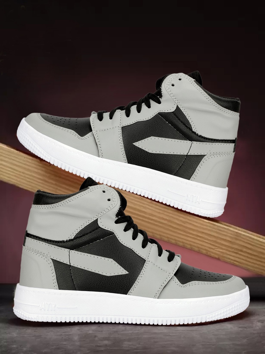 

SHOZANIA Women Colourblocked Lightweight Leather Contrast Sole High-Top Lace-Ups Sneakers, Grey