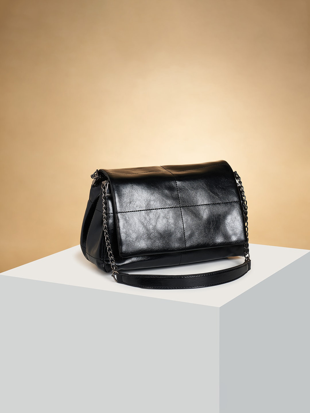 

Forever Glam by Pantaloons Structured Sling Bag With Quilted Details, Black