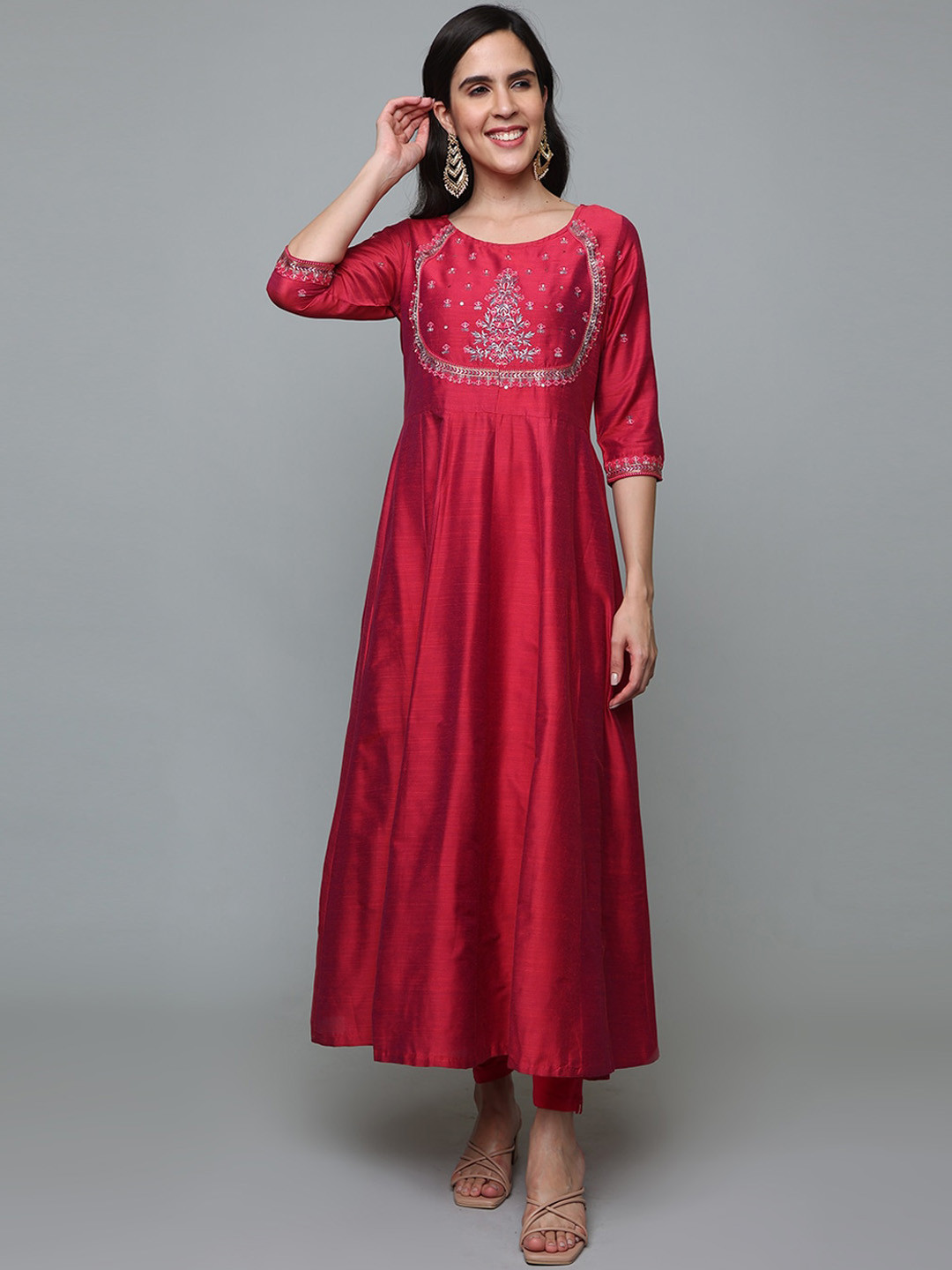 

Alena Embroidered Round Neck Three-Quarter Sleeves Pleated Anarkali Kurta, Magenta