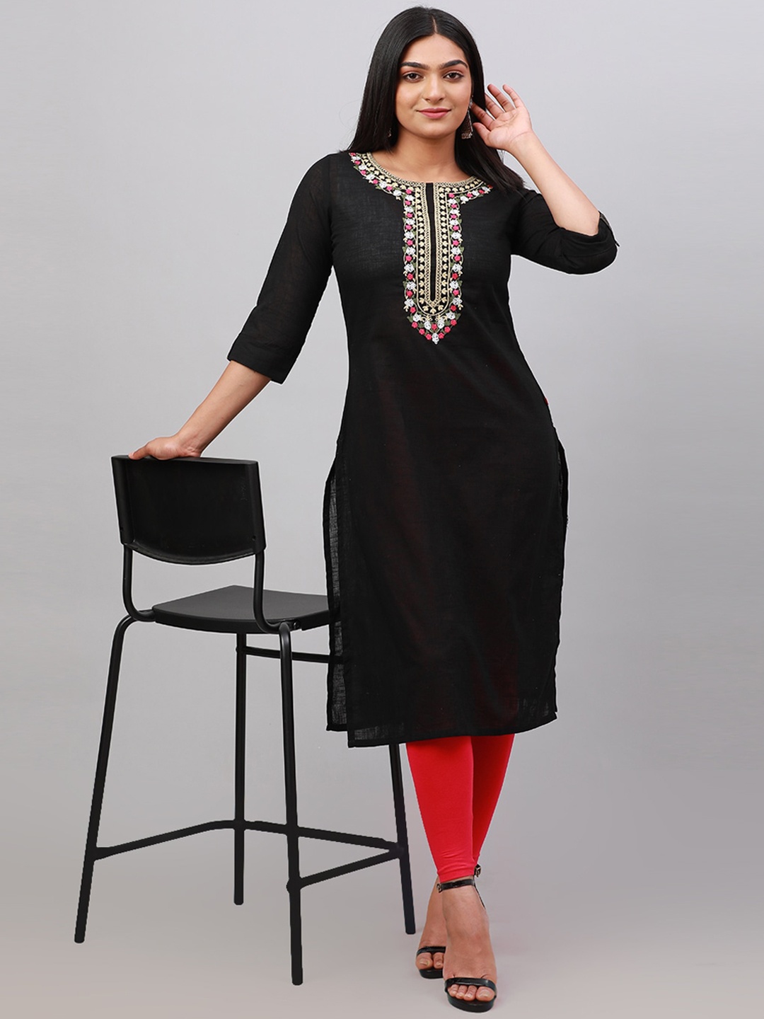 

Alena Floral Yoke Design Thread Work Straight Kurta, Black