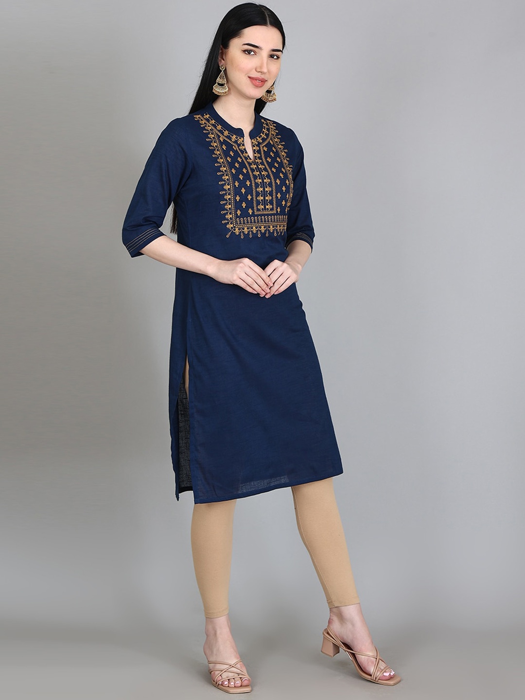 

Alena Yoke Design Cotton V-Neck Empire Thread Work Straight Kurta, Navy blue