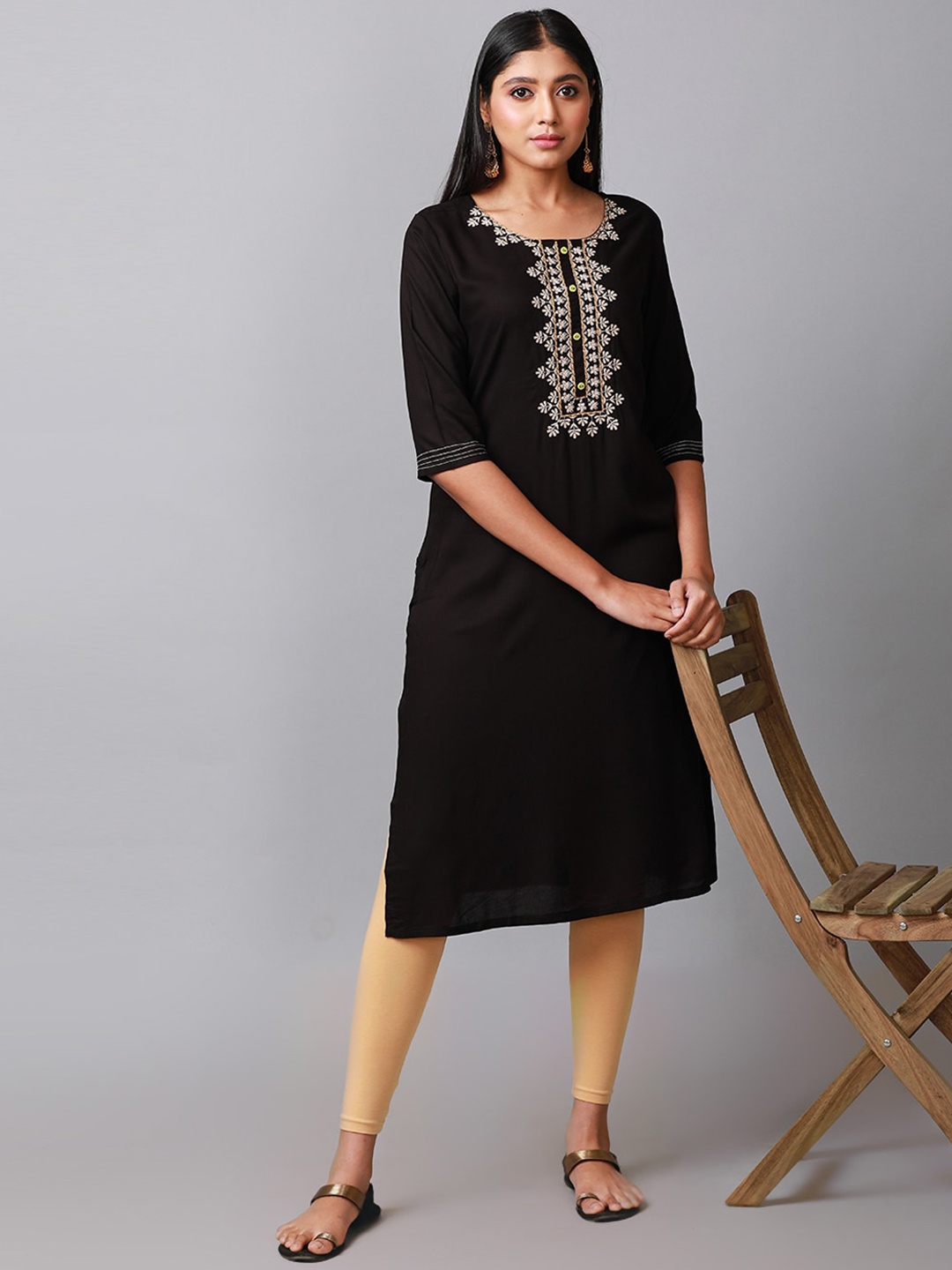 

Alena Ethnic Motifs Yoke Design Thread Work Pure Cotton Straight Kurta, Black