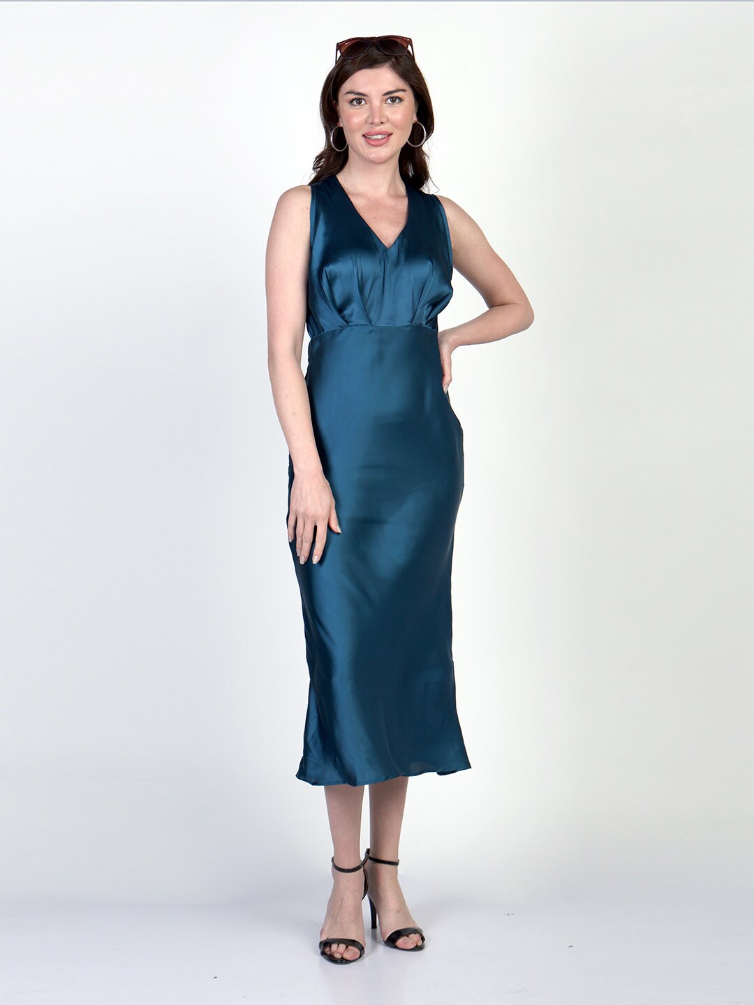 

Orchid Blues V-Neck Sleeveless Satin Sheath Midi Dress, Blue