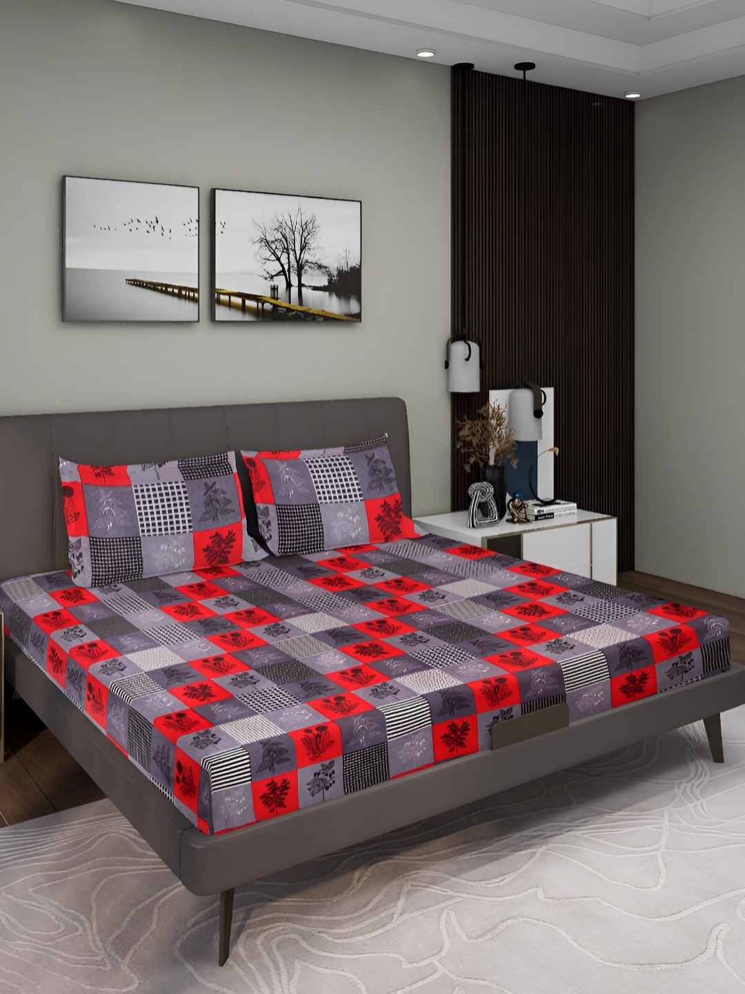 

Aura Red & Black Floral 144 TC Queen Flat Bedsheet With 2 Pillow Covers