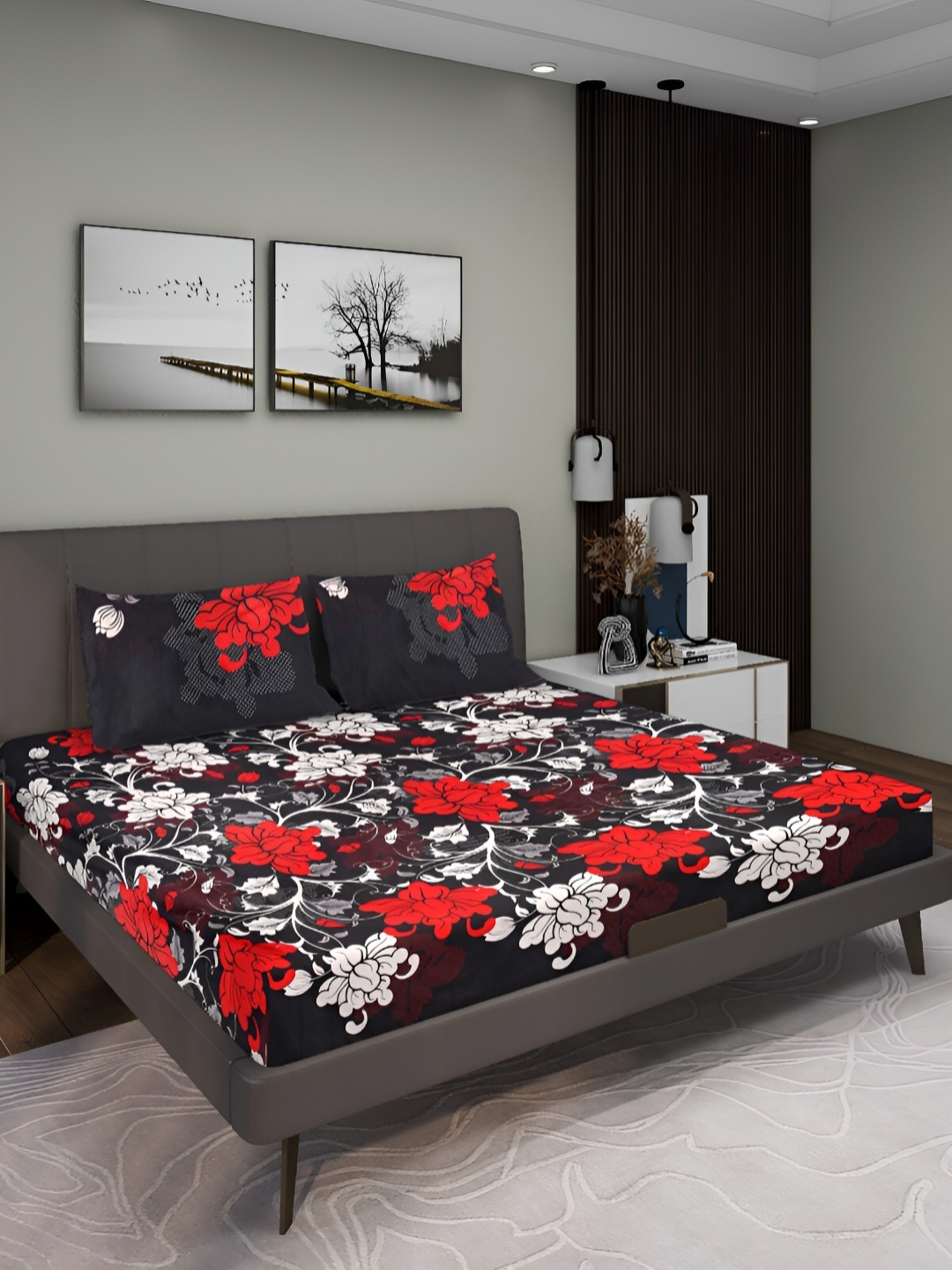 

Aura Black & Red Floral 144 TC Queen Flat Bedsheet With 2 Pillow Covers