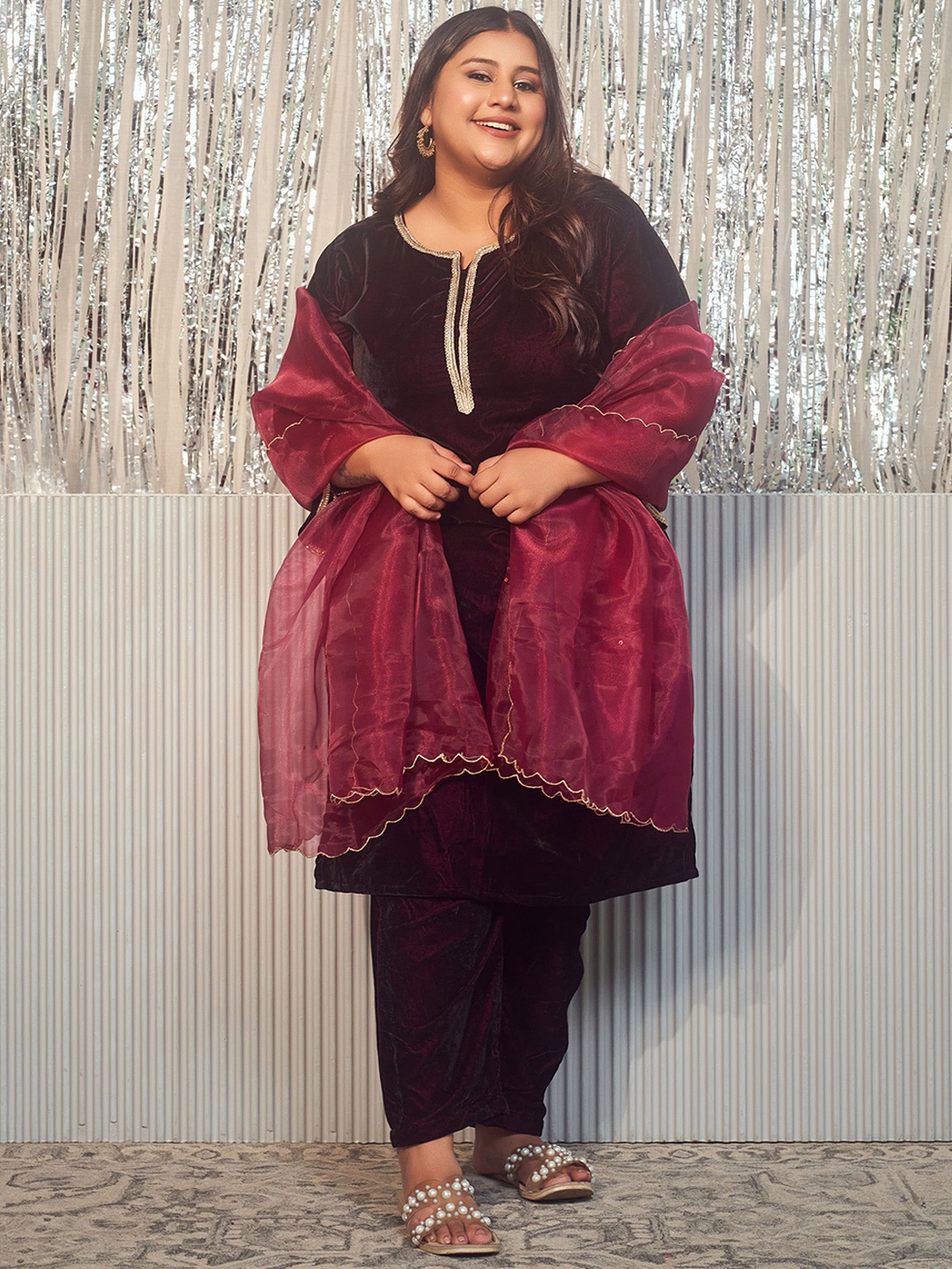 

NANGALIA RUCHIRA Plus Size Velvet Kurta with Palazzos & Dupatta, Purple