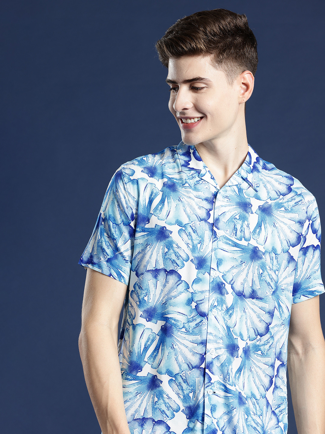 

Mast & Harbour Men Floral Printed Cuban Collar Casual Shirt, Blue