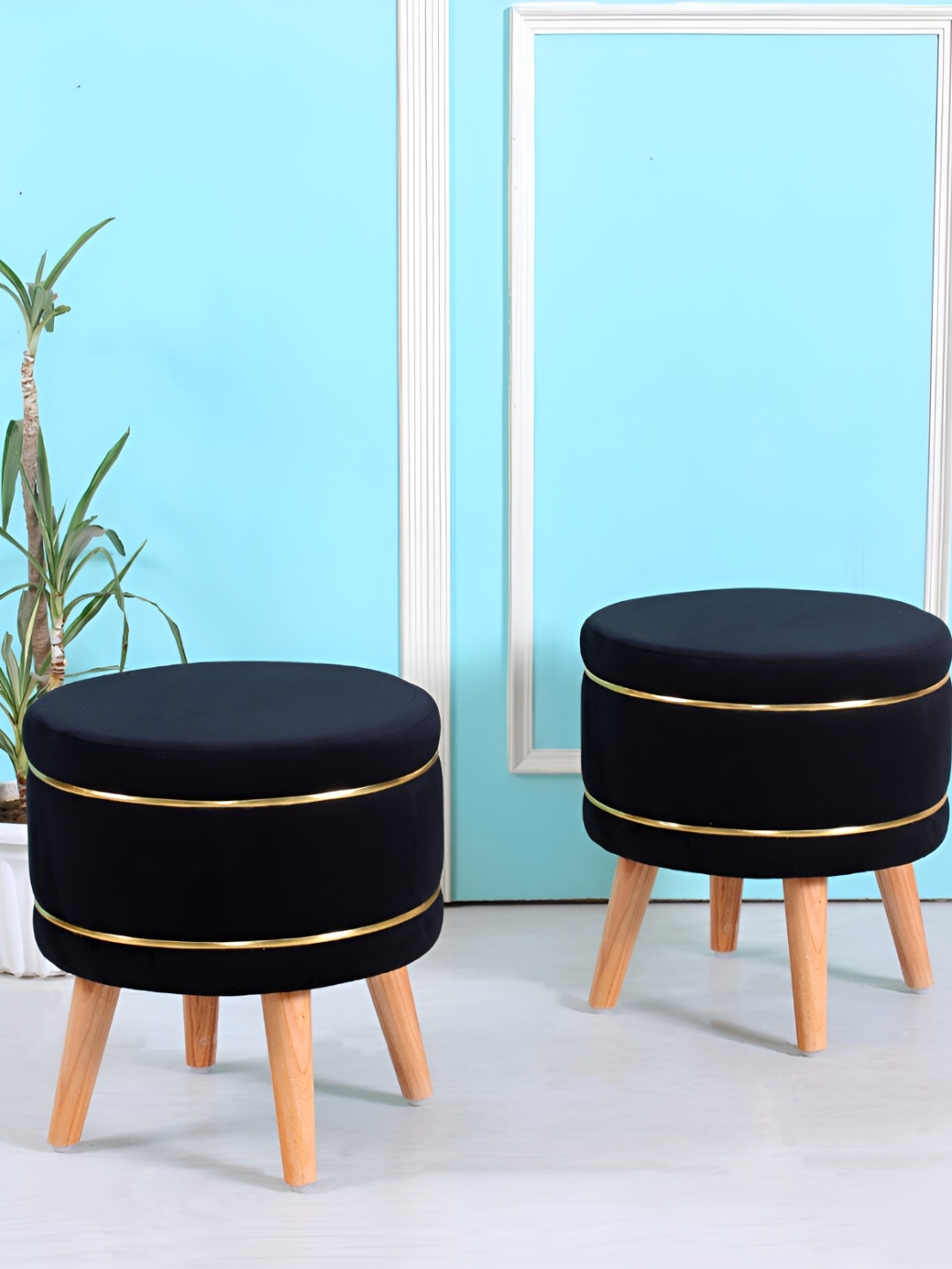 

Shadowkart Black 2 Pieces Velvet & Wooden Round Ottomans