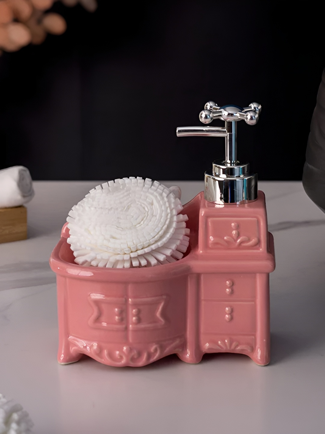 

THEDECORKART Peach-Coloured & Silver-Toned Textured Bath Accessories