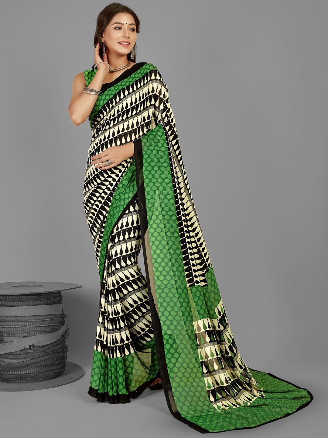 

ANAND SAREES Ethnic Motifs Poly Georgette Saree, Green