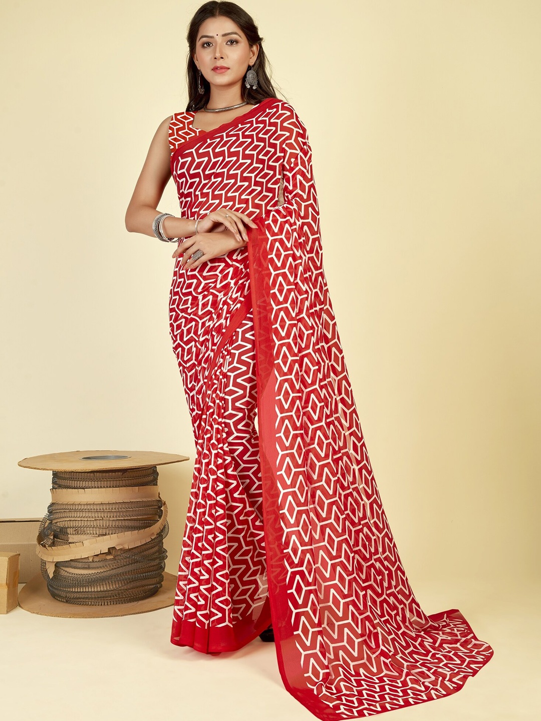 

ANAND SAREES Geometric Printed Saree, Red