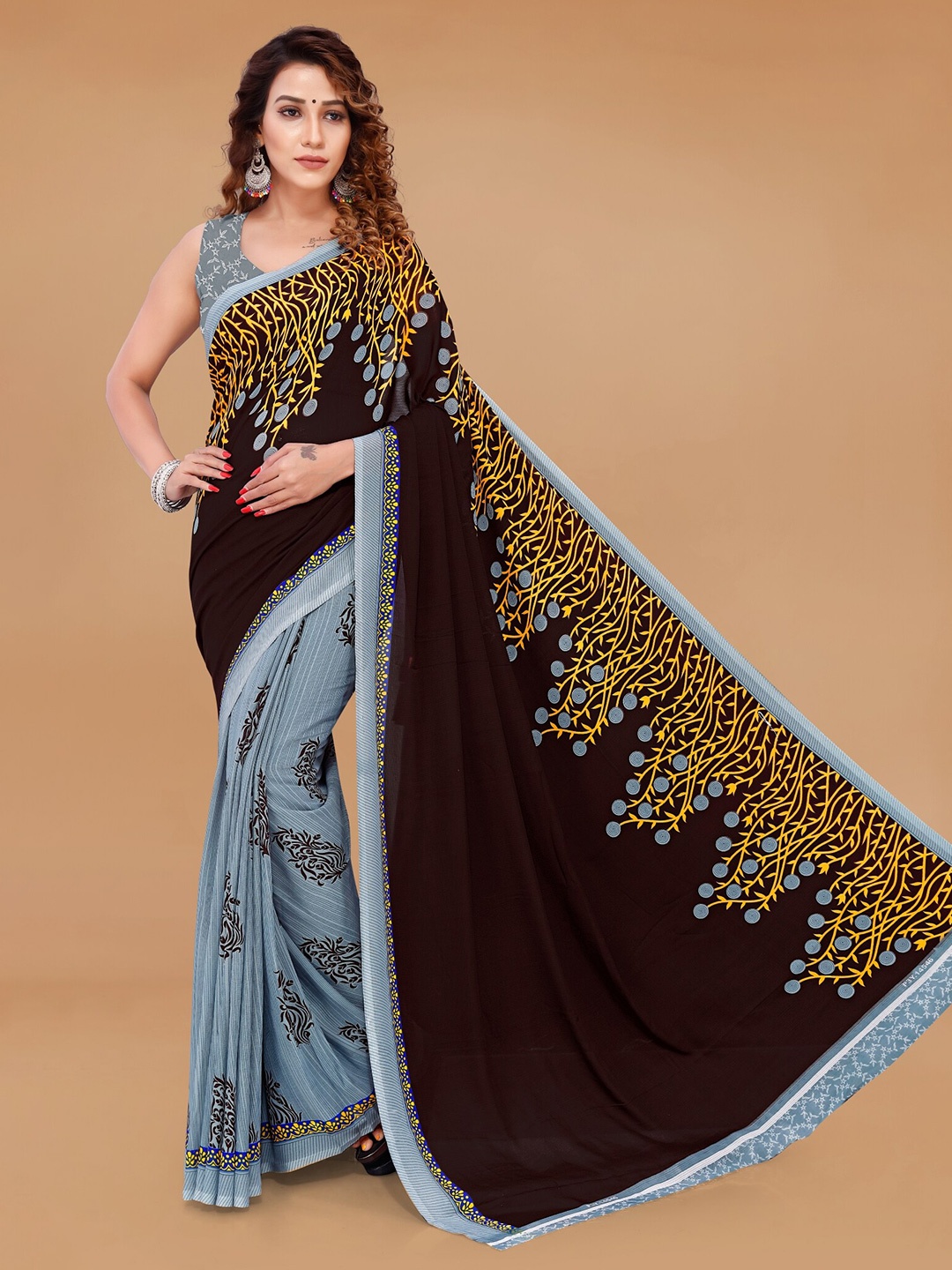 

Moda Rapido Ethnic Motifs Printed Saree, Black