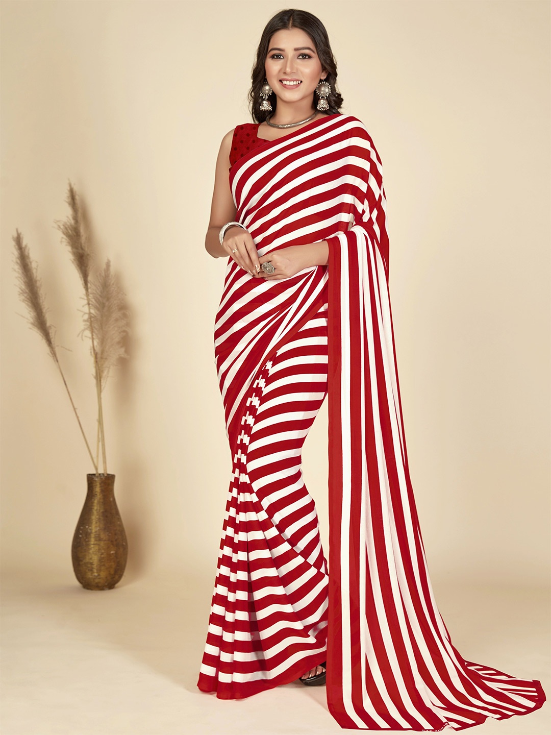 

ANAND SAREES Striped Printed Saree, Red