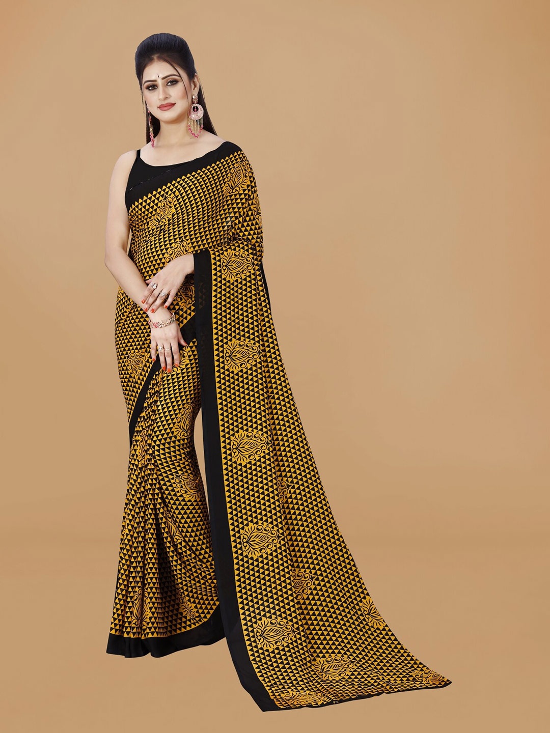 

ANAND SAREES Poly Georgette Saree, Yellow