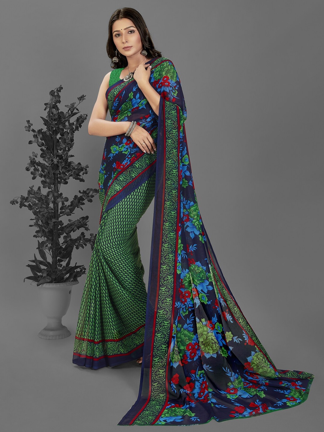 

ANAND SAREES Floral Printed Saree, Green