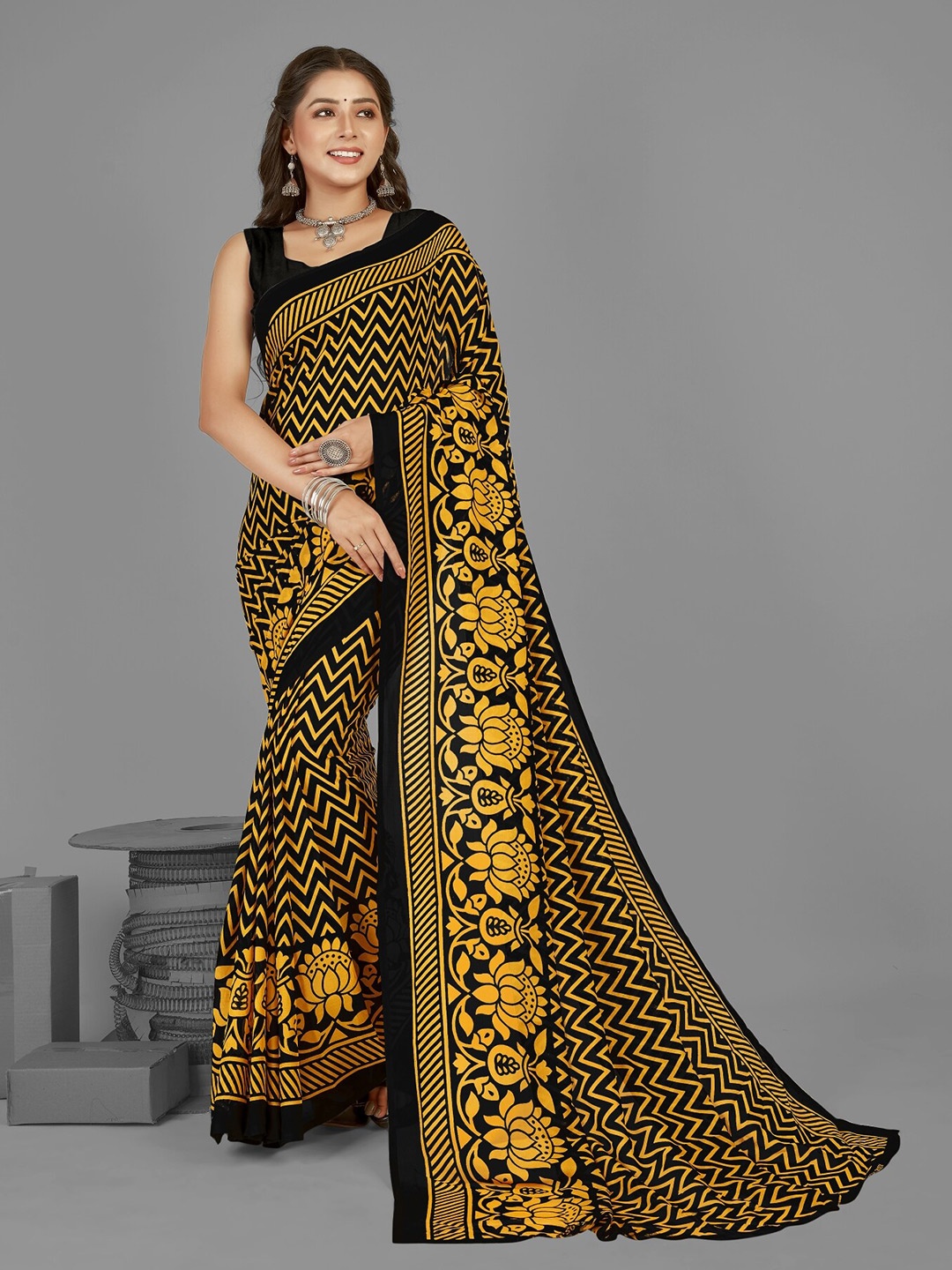 

ANAND SAREES Poly Georgette Saree, Black