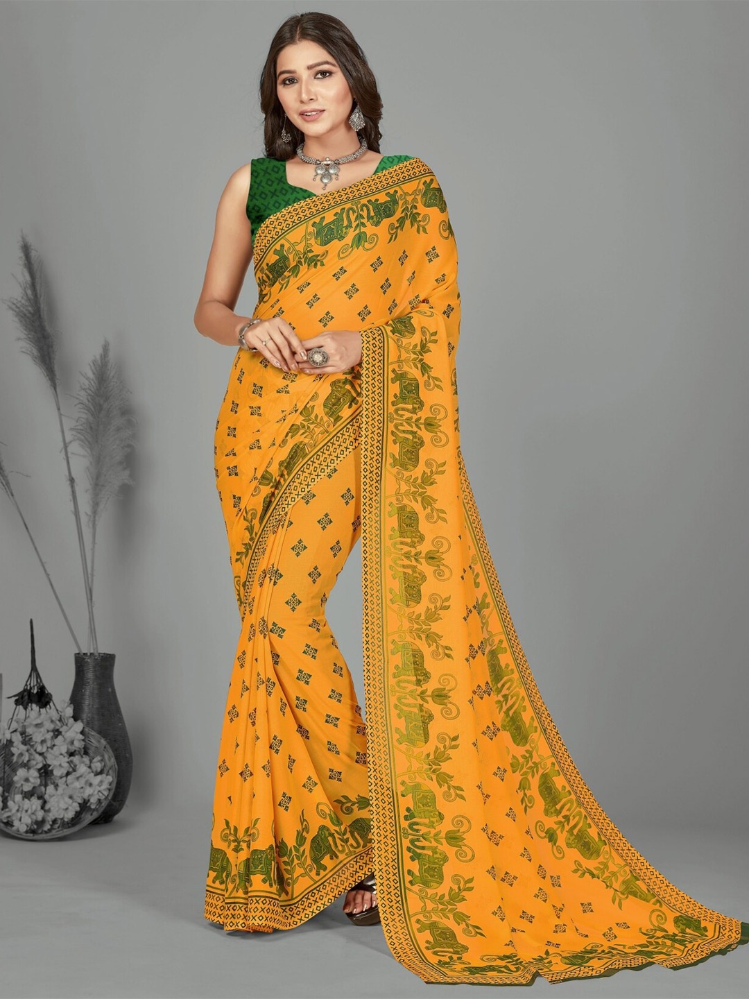 

ANAND SAREES Ethnic Motifs Poly Georgette Saree, Green