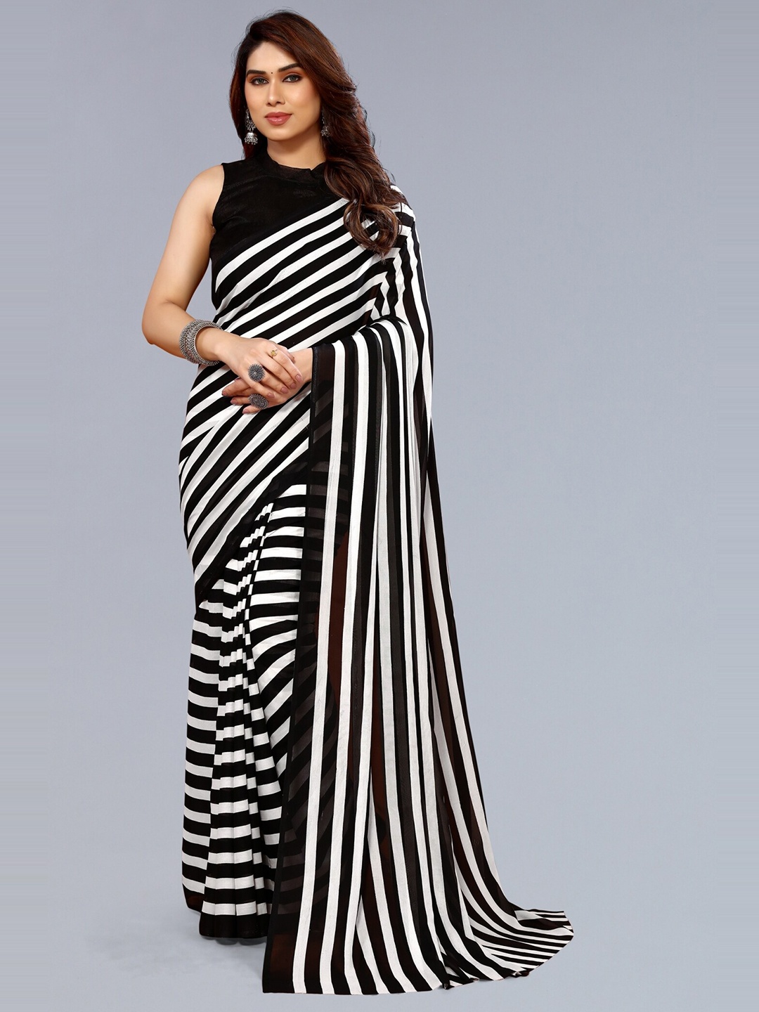 

ANAND SAREES Striped Poly Georgette Saree, Black