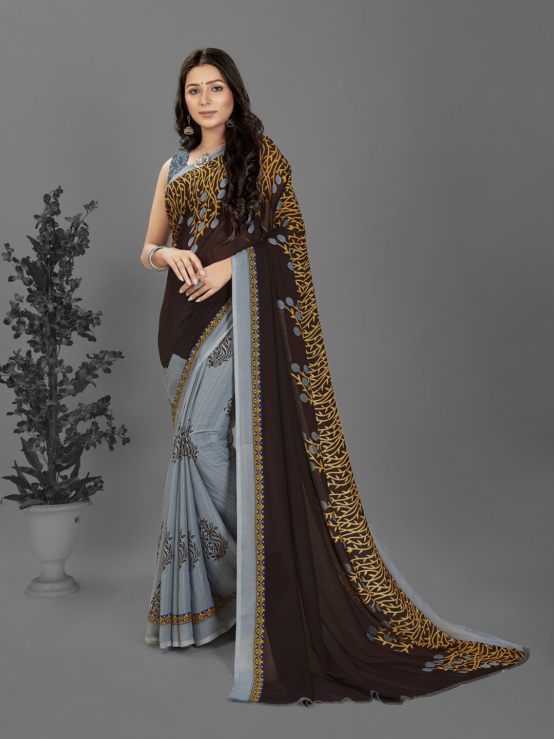 

ANAND SAREES Floral Printed Saree, Brown