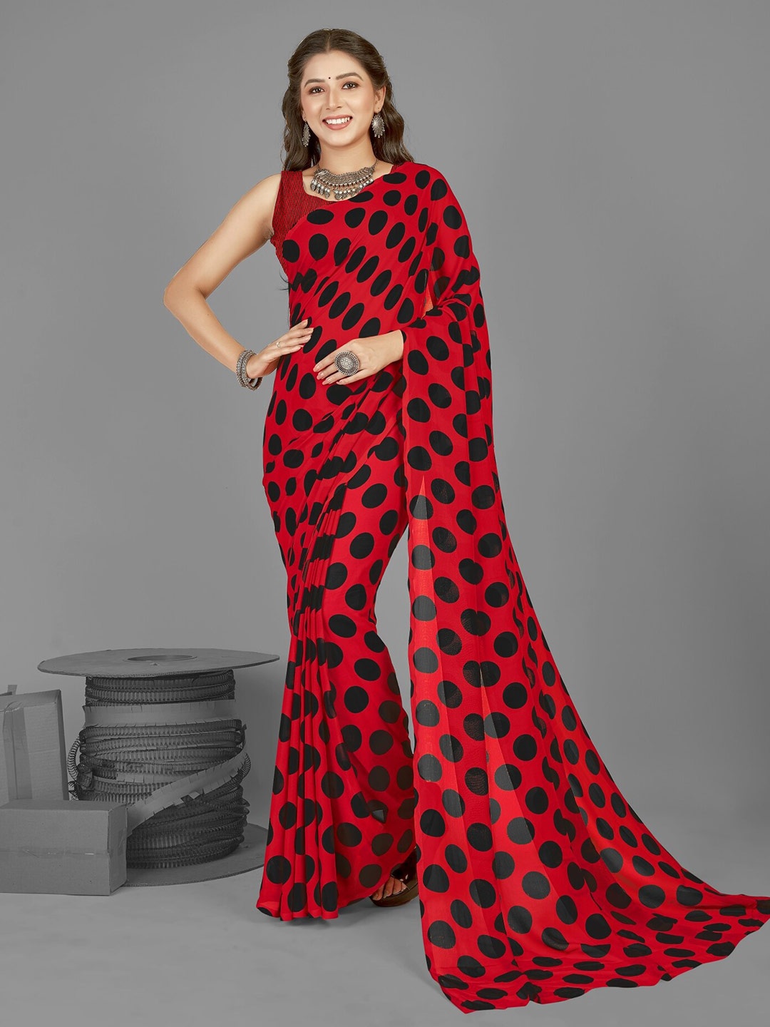 

ANAND SAREES Polka Dot Printed Saree, Red