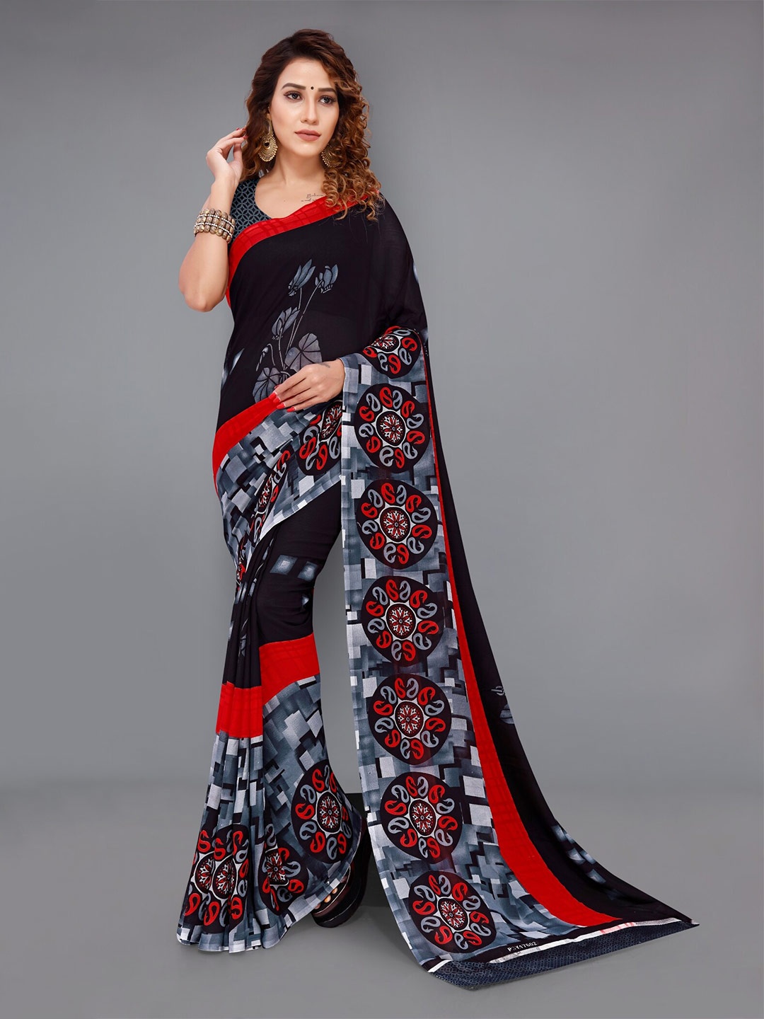 

Moda Rapido Floral Printed Saree, Black