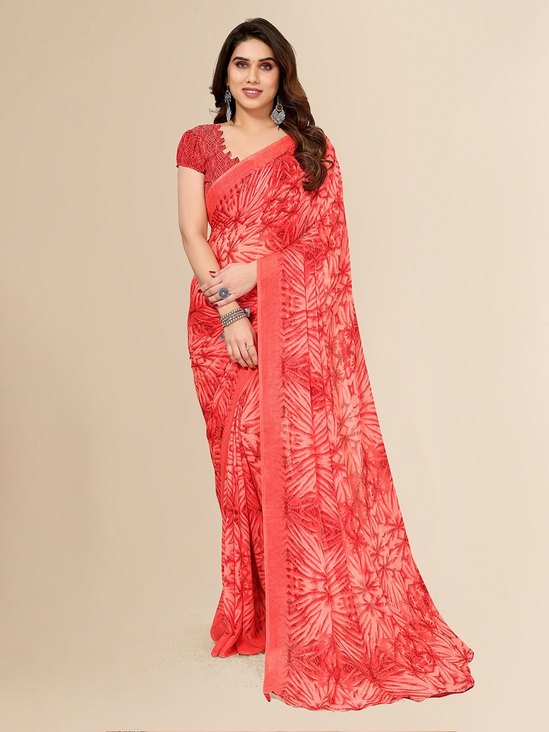 

Moda Rapido Floral Printed Saree, Red