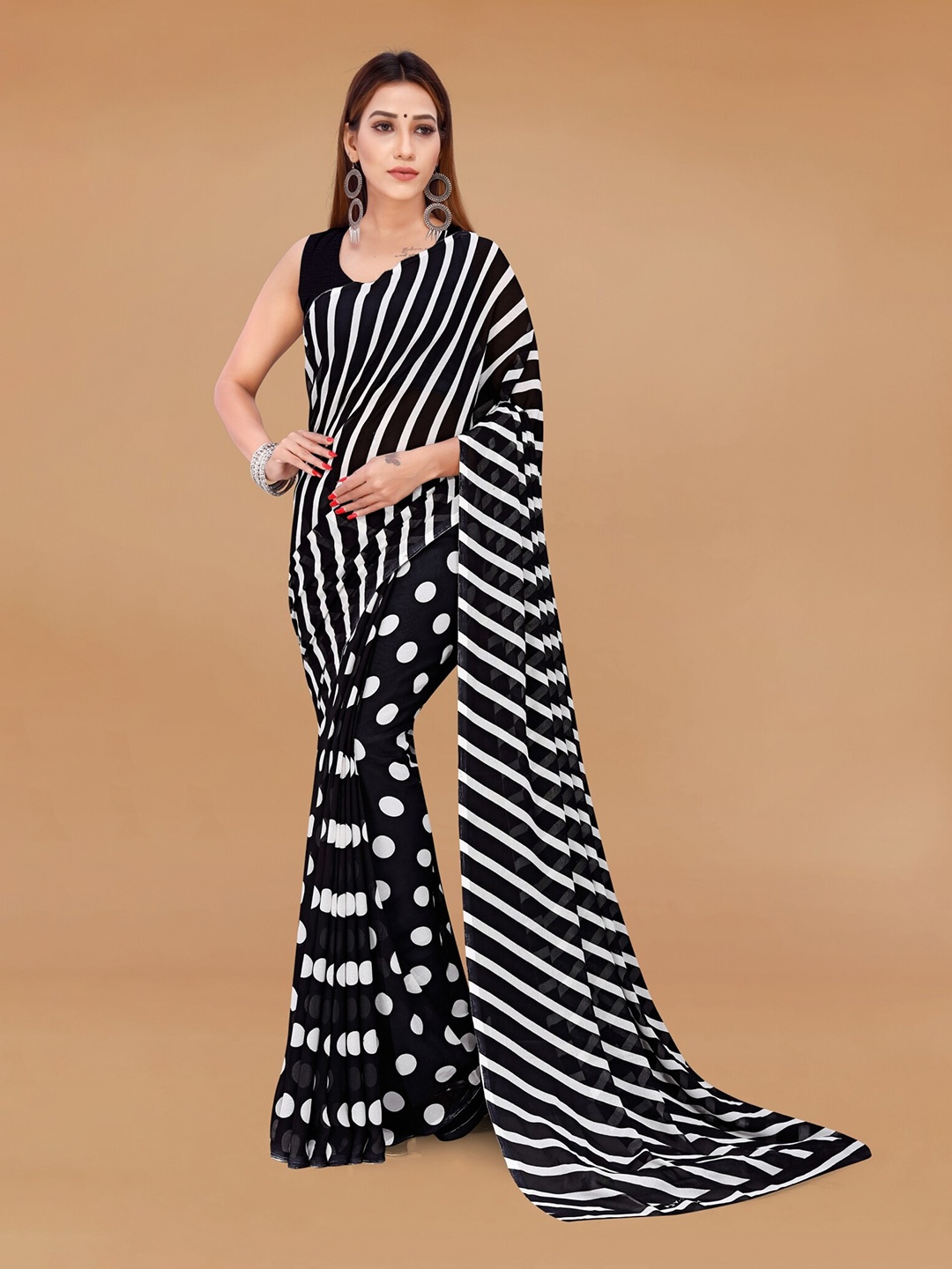 

Moda Rapido Striped Printed Half and Half Saree, Black