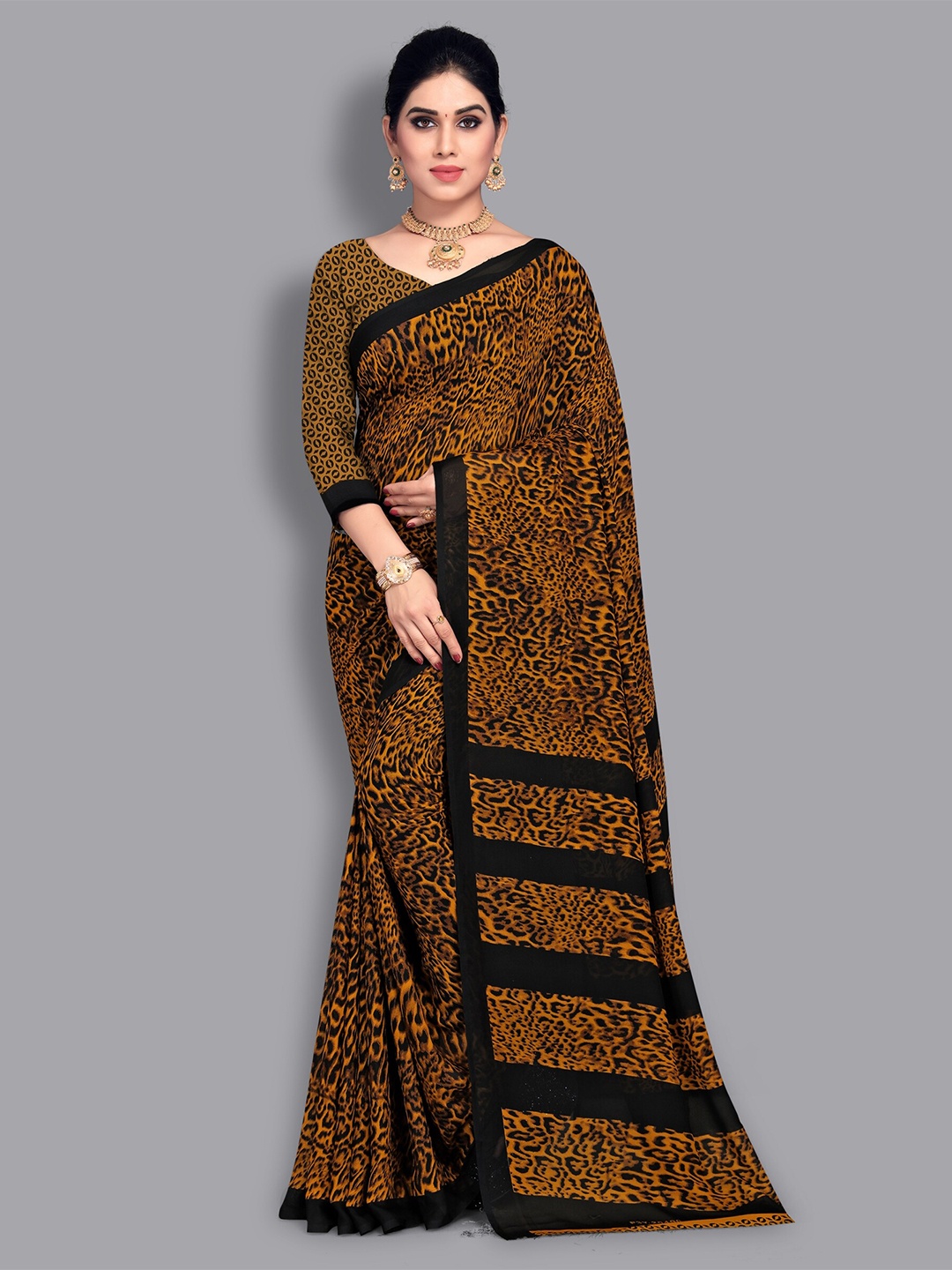 

Moda Rapido Abstract Printed Saree, Yellow