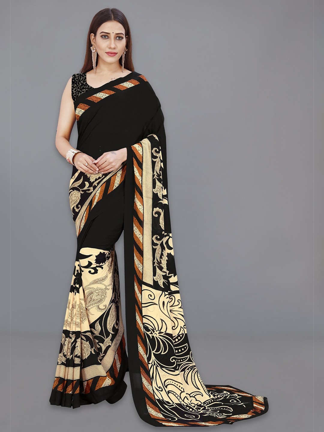 

Moda Rapido Ethnic Motifs Printed Saree, Black